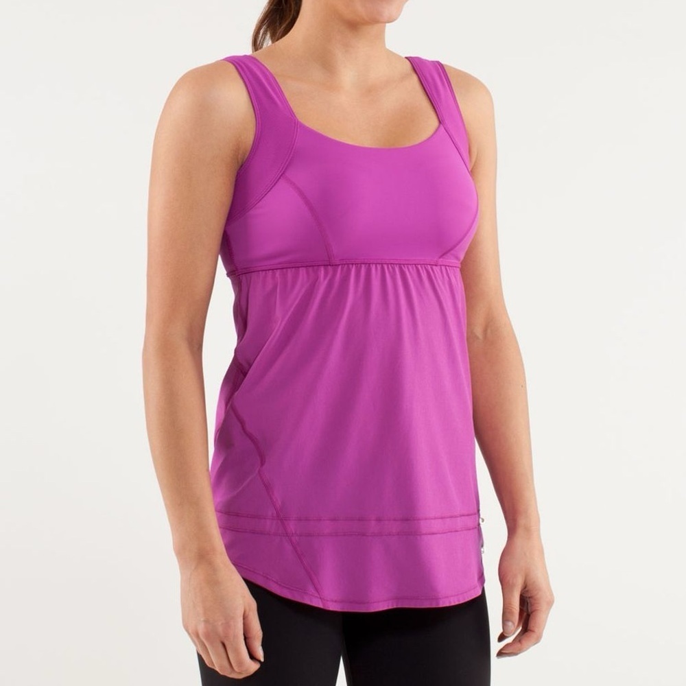 Lululemon Run: Chase Me Tank – Ultra Violet, Size 4, adjustable bottom strap